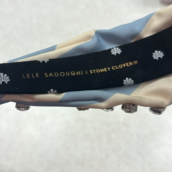 Lele Sadoughi x Stoney Clover Hydrangea Headband - Picture 4 of 7